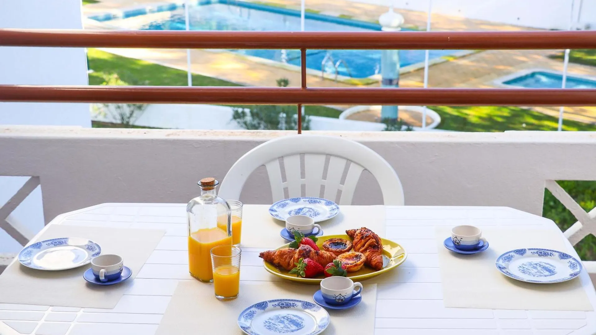 Stunning Apartment Beach Swimming Pool Albufeira Portugal